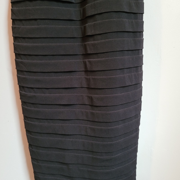 Black Jax formal dress - Picture 6 of 10